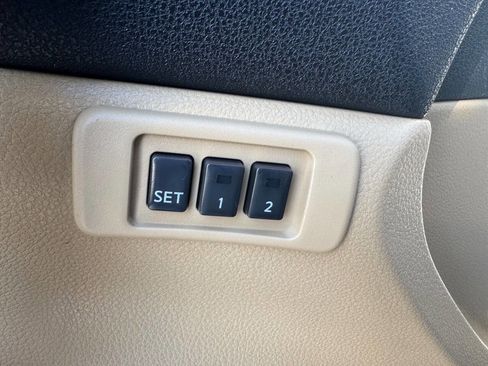 Used 2011 Nissan Maxima 3.5 SV w/ Premium Pkg image 17