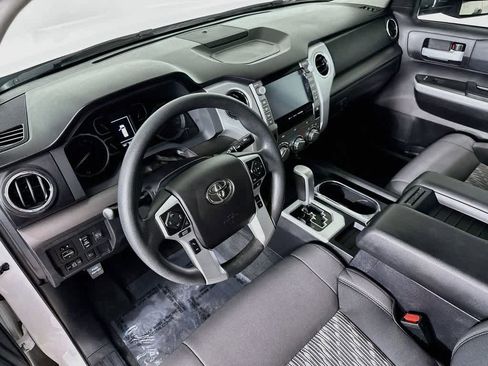 Used 2021 Toyota Tundra SR5 w/ SR5 Upgrade Package RWD image 2