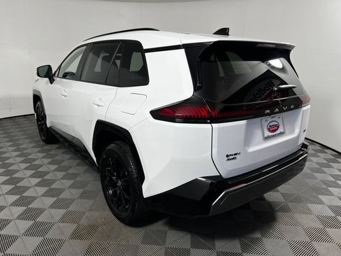 Used 2026 Toyota RAV4 SE w/ Convenience Package AWD/4WD image 7
