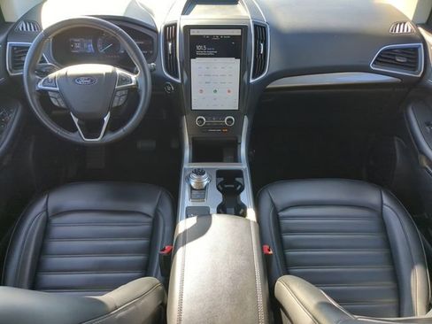 Used 2024 Ford Edge SEL image 15