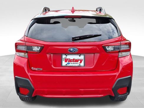 Used 2022 Subaru Crosstrek 2.0i Premium image 5