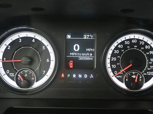 Used 2024 RAM 1500 Classic SLT image 9