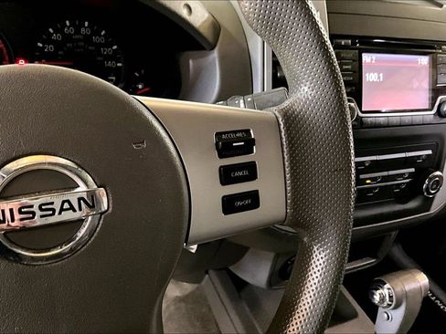 Used 2017 Nissan Frontier SV AWD/4WD image 23