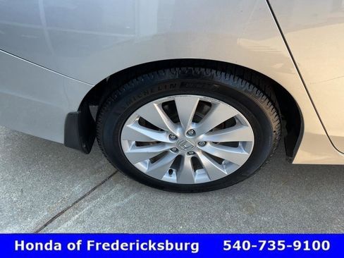 Used 2013 Honda Accord Touring image 12