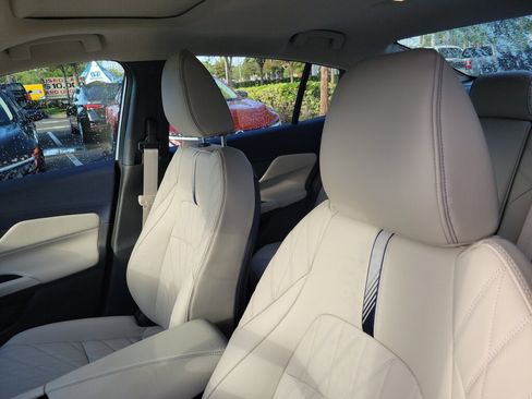New 2026 Nissan Sentra SL w/ Floor Mat Package FWD image 19