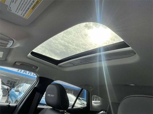 New 2026 Chevrolet Trax ACTIV w/ Sunroof Package image 13