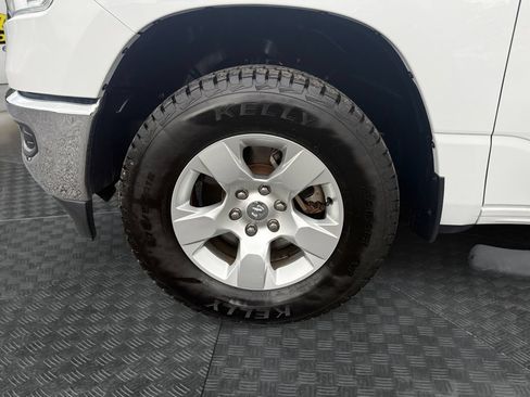 Used 2020 RAM 1500 Big Horn AWD/4WD image 14