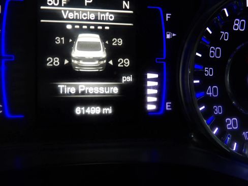 Used 2017 Chrysler 200 LX FWD image 13