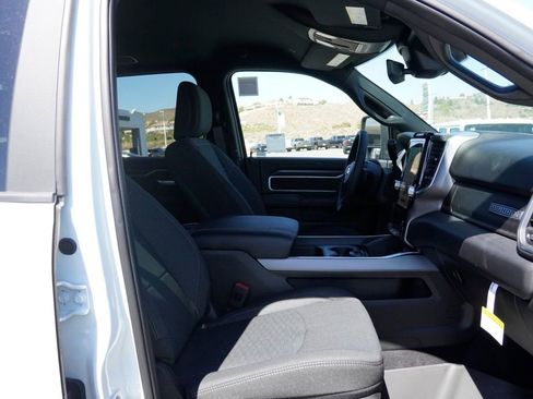 New 2026 RAM 2500 Big Horn AWD/4WD image 23