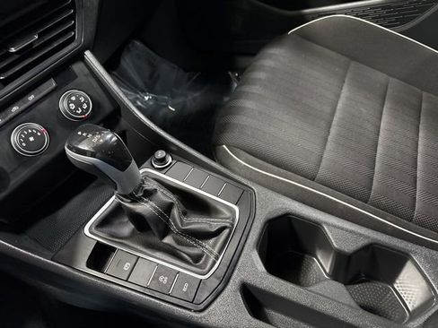 Used 2023 Volkswagen Jetta Sport image 20