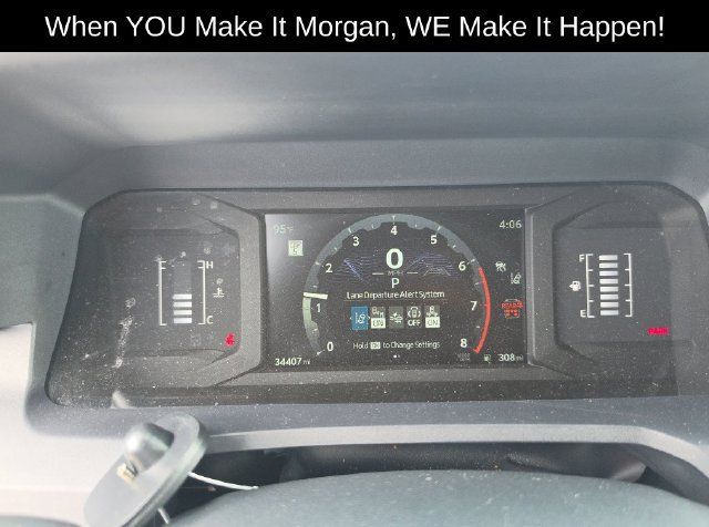 Used 2025 Toyota 4Runner SR5 RWD image 15