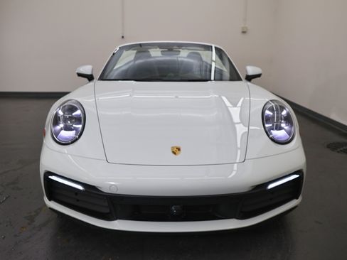 Used 2020 Porsche 911 Carrera 4S image 9