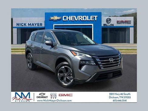 Used 2025 Nissan Rogue SV FWD image 1