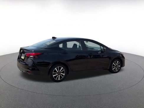Used 2025 Nissan Versa SV FWD image 12