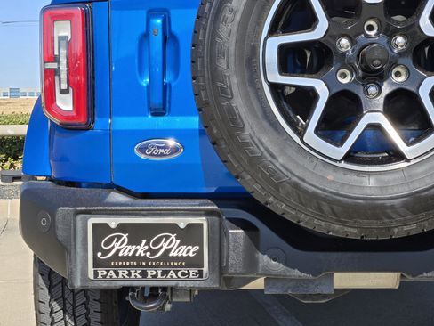 Used 2024 Ford Bronco Outer Banks image 13