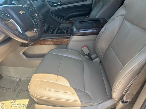 Used 2015 Chevrolet Tahoe LTZ RWD image 13