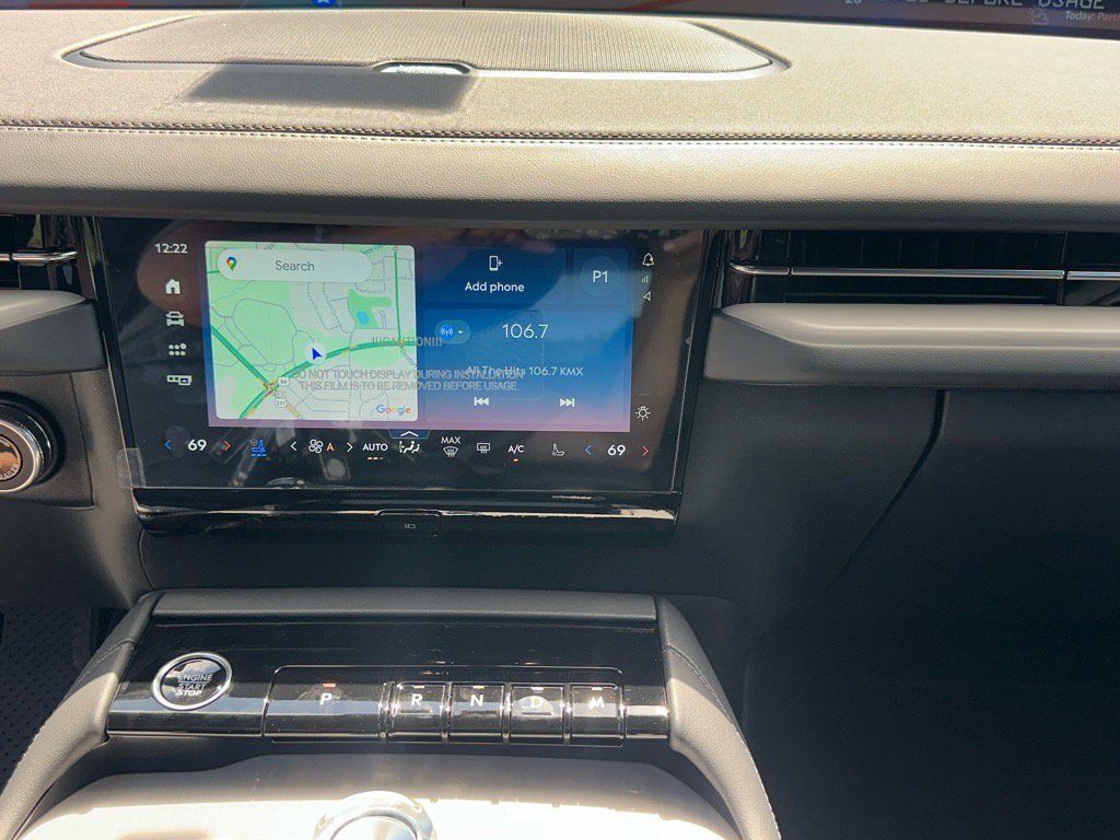 New 2025 Lincoln Navigator Reserve w/ Jet Appearance Package AWD/4WD image 5