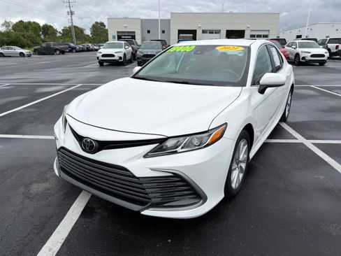 Used 2021 Toyota Camry LE FWD image 2
