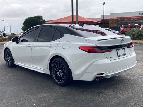 Used 2025 Toyota Camry XSE w/ Premium Plus Package image 7