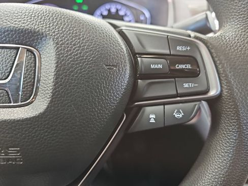 Used 2020 Honda Accord EX image 17
