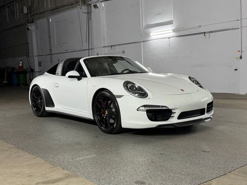Used 2014 Porsche 911 Targa 4S AWD/4WD image 5