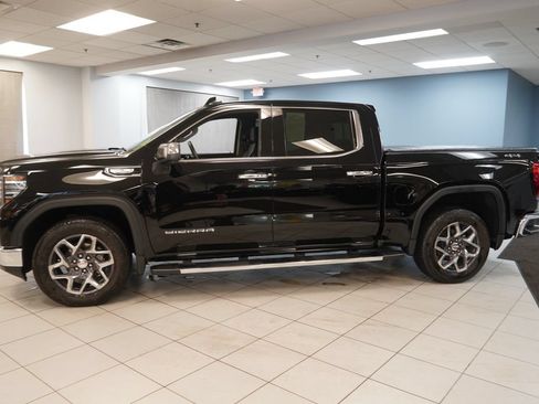 Used 2024 GMC Sierra 1500 SLT w/ SLT Premium Plus Package AWD/4WD image 2
