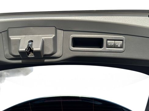 Used 2025 Lexus RX 350 Premium w/ Accessory Package (Z1) image 12