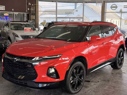 Used 2022 Chevrolet Blazer RS w/ Enhanced Convenience Package image 2