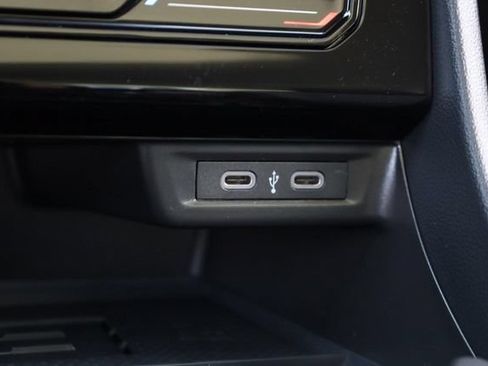 New 2026 Volkswagen Jetta SE FWD image 13