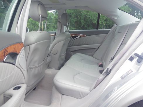 Used 2003 Mercedes-Benz E 320 Sedan image 13