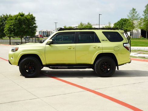Used 2022 Toyota 4Runner TRD Pro AWD/4WD image 2