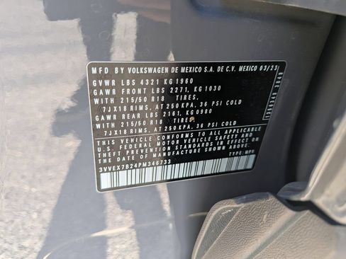 Certified 2023 Volkswagen Taos SE w/ Panoramic Sunroof Package FWD image 34