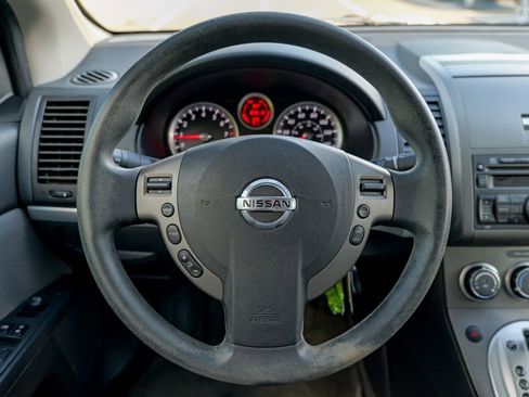 Used 2010 Nissan Sentra 2.0 S FWD image 28
