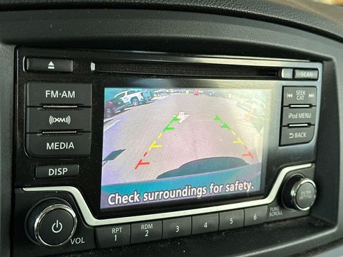 Used 2015 Nissan Quest SL w/ Value Cargo Package FWD image 22