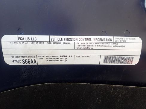 Used 2017 RAM 1500 ST RWD image 32