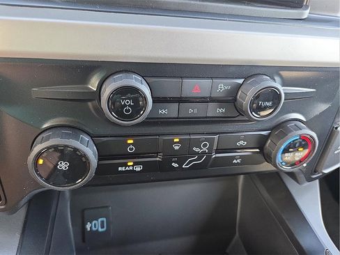 New 2026 Ford F250 XLT w/ FX4 Off-Road Package image 15
