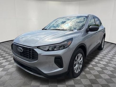 Used 2023 Ford Escape Active AWD/4WD image 13
