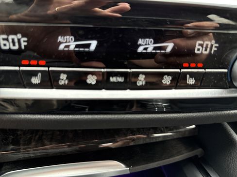 Used 2021 BMW 530i xDrive w/ Premium Package AWD/4WD image 28