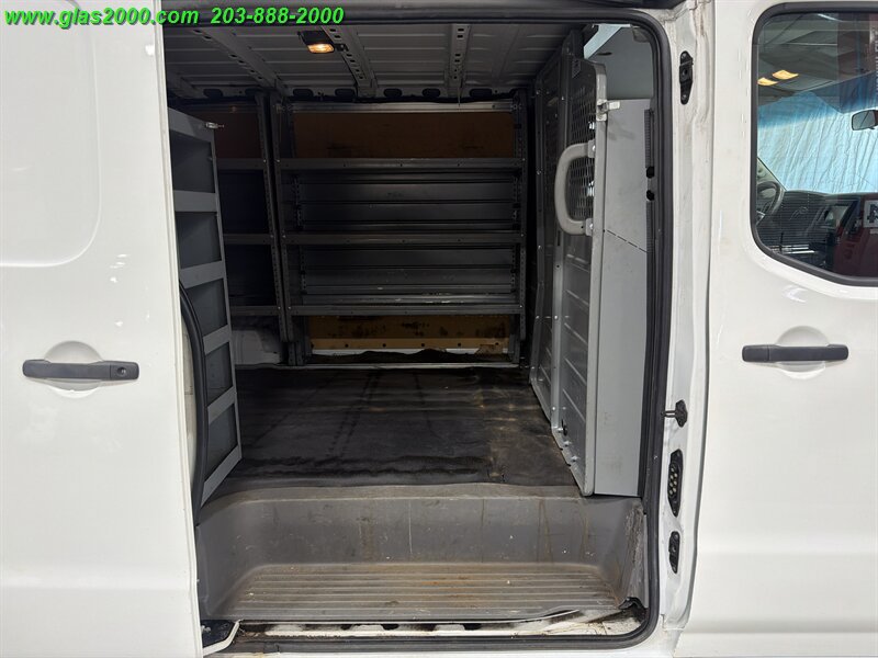 Used 2020 Nissan NV 3500 SV w/ Back Door Glass Package RWD image 10