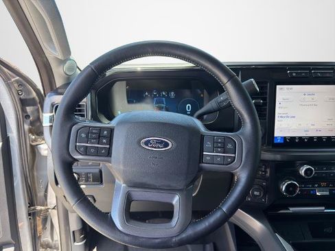 Used 2024 Ford F350 Lariat w/ Lariat Ultimate Package AWD/4WD image 13