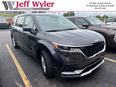 Used 2023 Kia Carnival LX