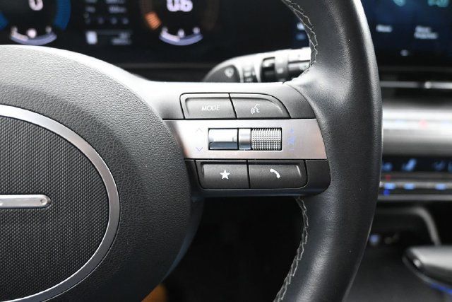 Used 2025 Hyundai Kona SEL AWD/4WD image 20