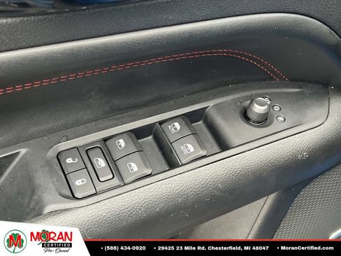 Used 2022 Jeep Compass Trailhawk w/ Trailhawk Elite Group AWD/4WD image 18