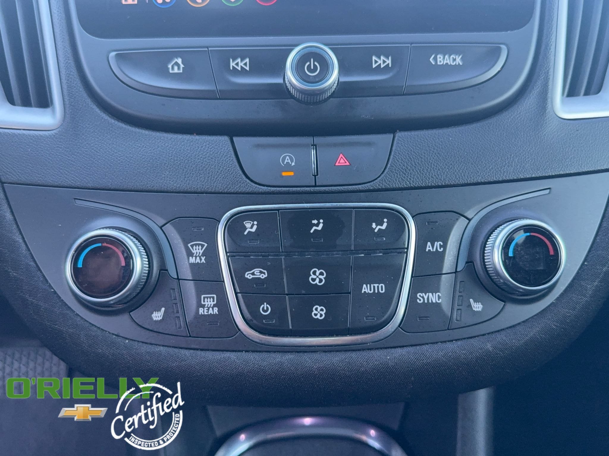 Used 2024 Chevrolet Malibu LT FWD image 19
