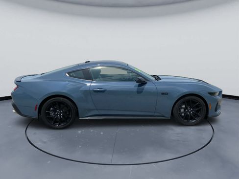 Used 2025 Ford Mustang GT Premium RWD image 8