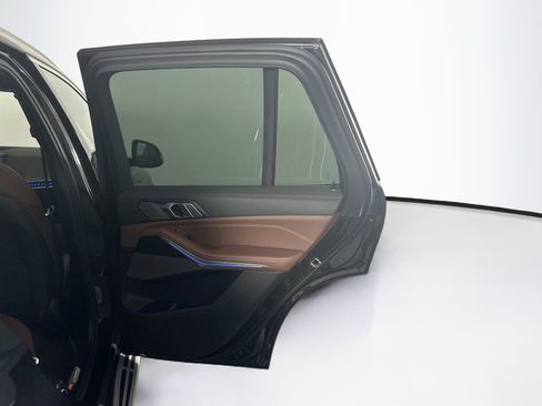 Used 2026 BMW X5 sDrive40i RWD image 32