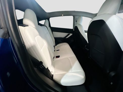 Used 2021 Tesla Model Y 2WD image 20