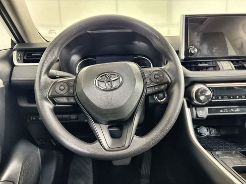 Used 2025 Toyota RAV4 XLE w/ Convenience Package FWD image 11