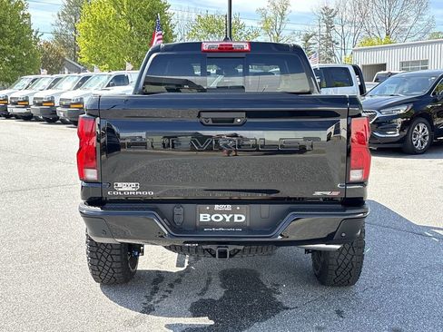 New 2026 Chevrolet Colorado ZR2 w/ Technology Package AWD/4WD image 7