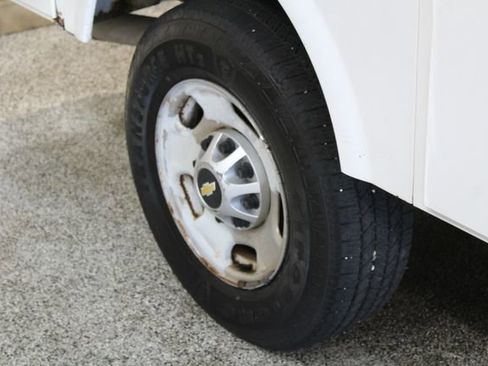 Used 2011 Chevrolet Silverado 2500 W/T image 22